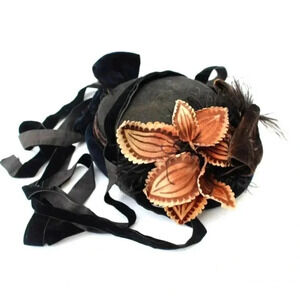 Vintage Antique 1800s / 1900s Women's Black Velvet Hat W/ Feathers Ties At Chin